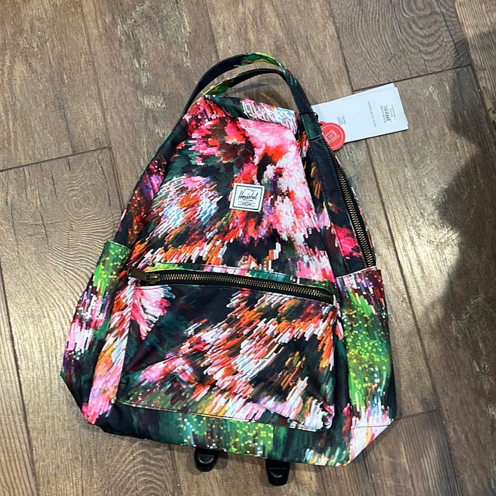 Nwt Herschel nova mid volume backpack